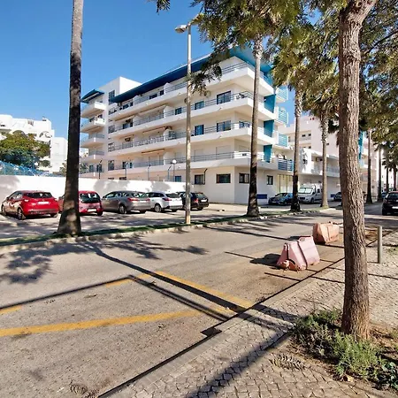 Lovely One Bedroom * Quarteira