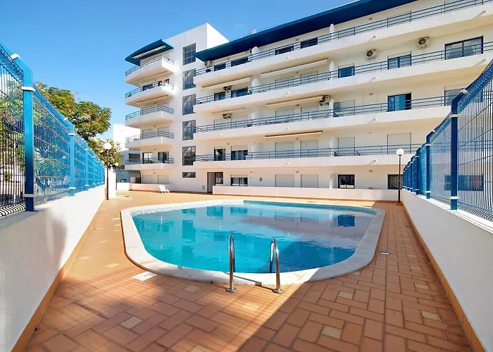 Lovely One Bedroom *