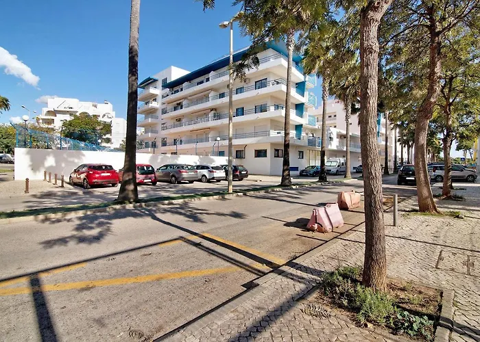 Lovely One Bedroom * Quarteira