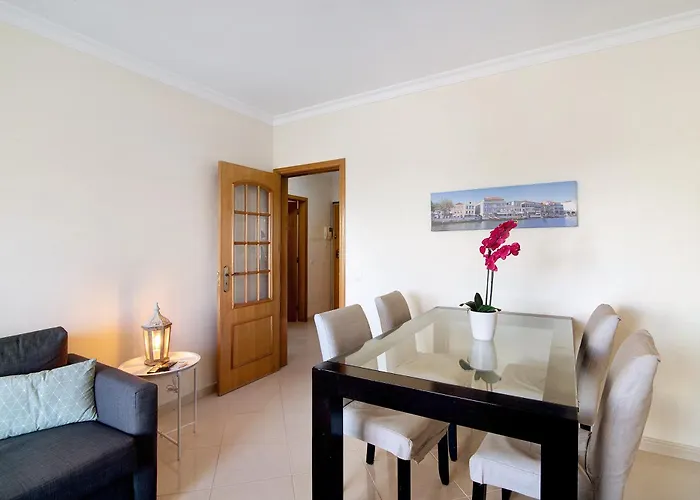 Lovely One Bedroom 아파트 *