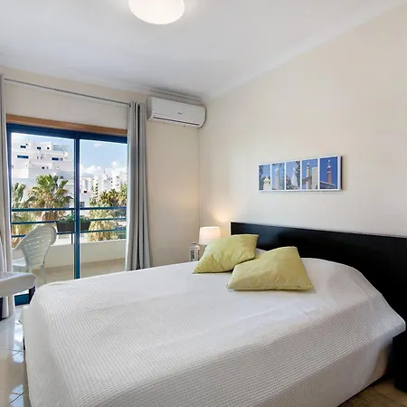 Lovely One Bedroom * Quarteira